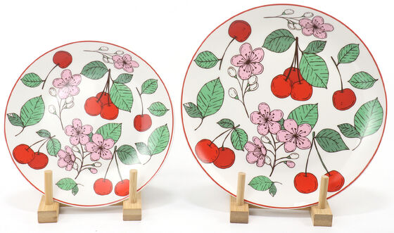 STRAWBERRY DINNERWARE SET
