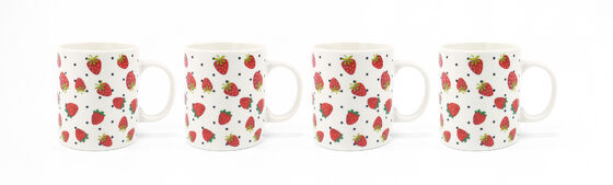 STRAWBERRY DINNERWARE SET