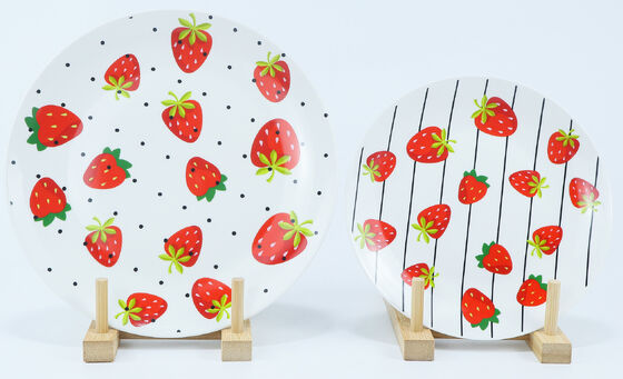 STRAWBERRY DINNERWARE SET