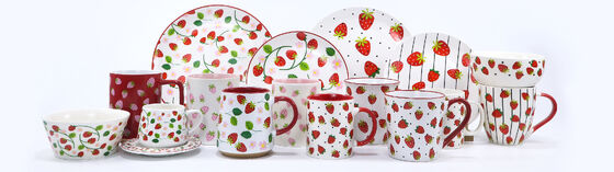 STRAWBERRY DINNERWARE SET