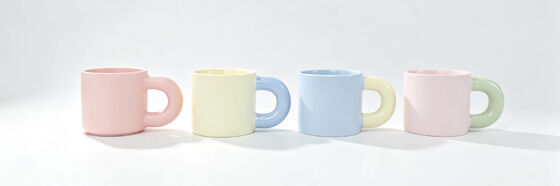 4 Pack Two-Tone Chunky Bubble Ring Handle Ceramic Mugs, Pastel Macaron Contrast Color Short Wide Coffee Cups, Cute Kawaii Doughnut Loop Tea Mug Set for Teen Bedroom Decor & Girls Gift