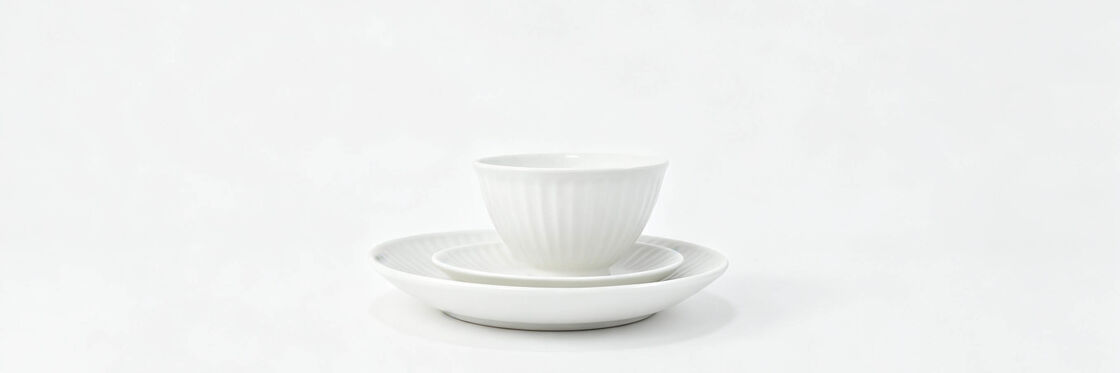 3 Piece Fluted White Porcelain Tea Cup Saucer Plate Set, Vertical Ribbed Single Serving Teacup Combo, Minimalist Pure White Ceramic Tableware for Afternoon Tea & Home Decor Gift
