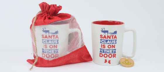Santa Claus Is On The Door Christmas Gift Mug with Red Linen Drawstring Bag
